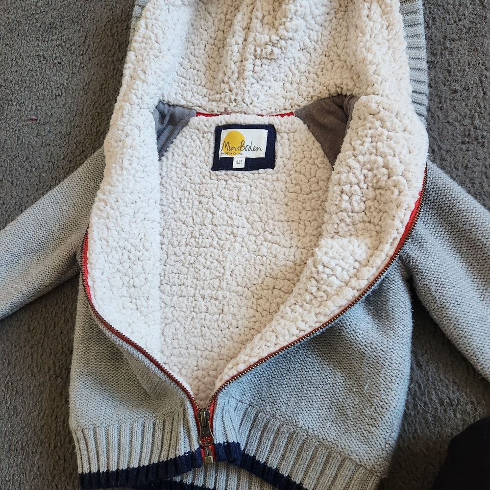 MINI BODEN Kids Shaggy Fleece Lined Hoodie Size 3 Gray Red Jacket - Picture 3 of 11